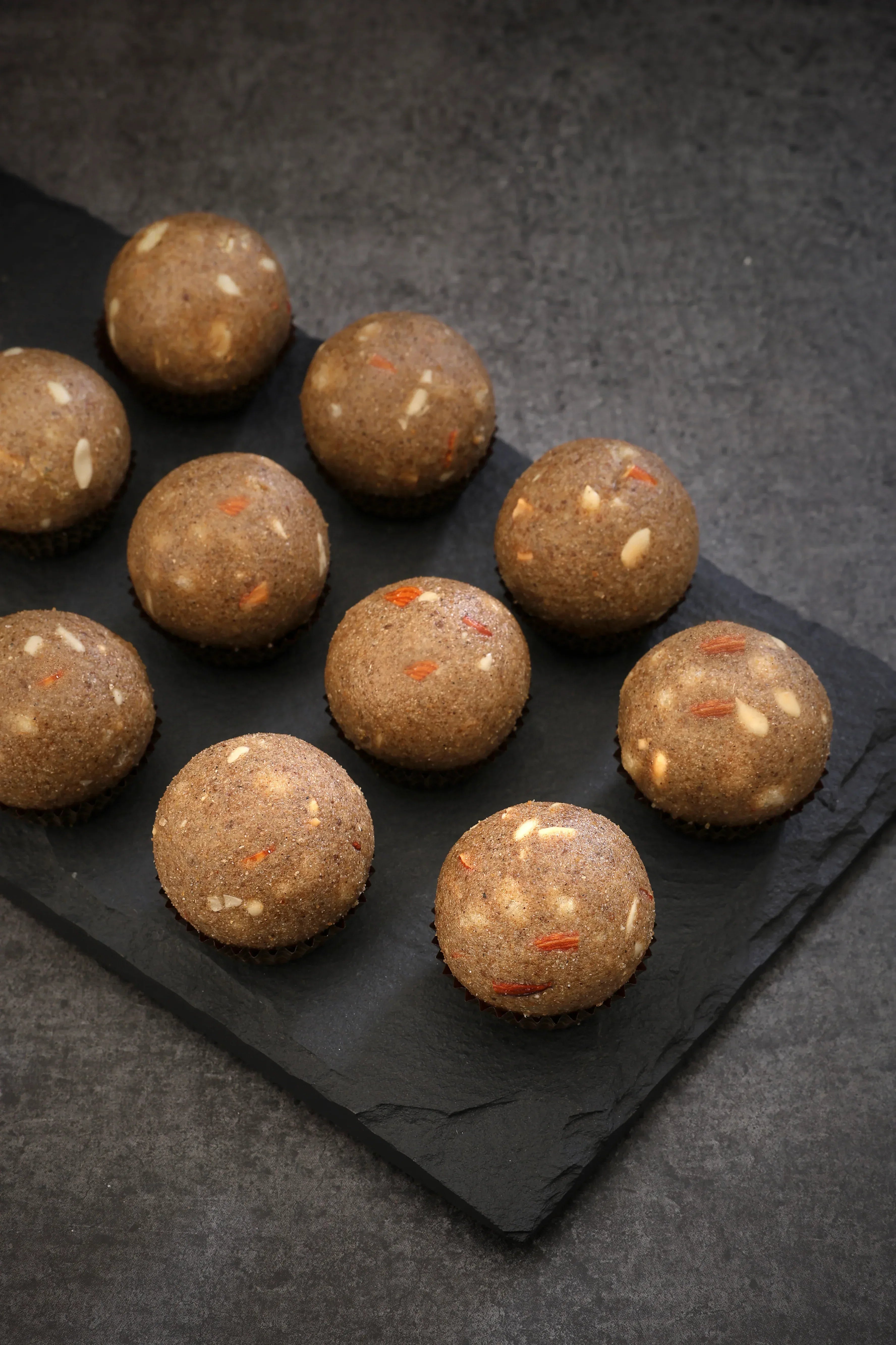 Bajra Gondh Laddoo
