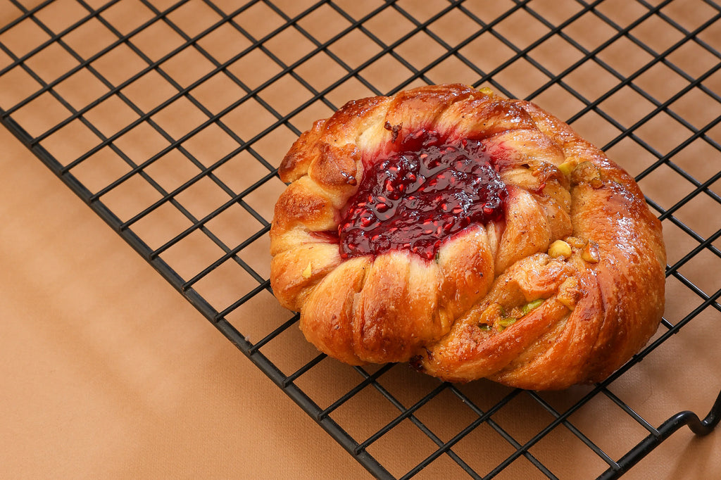 Raspberry-Pistachio Knots