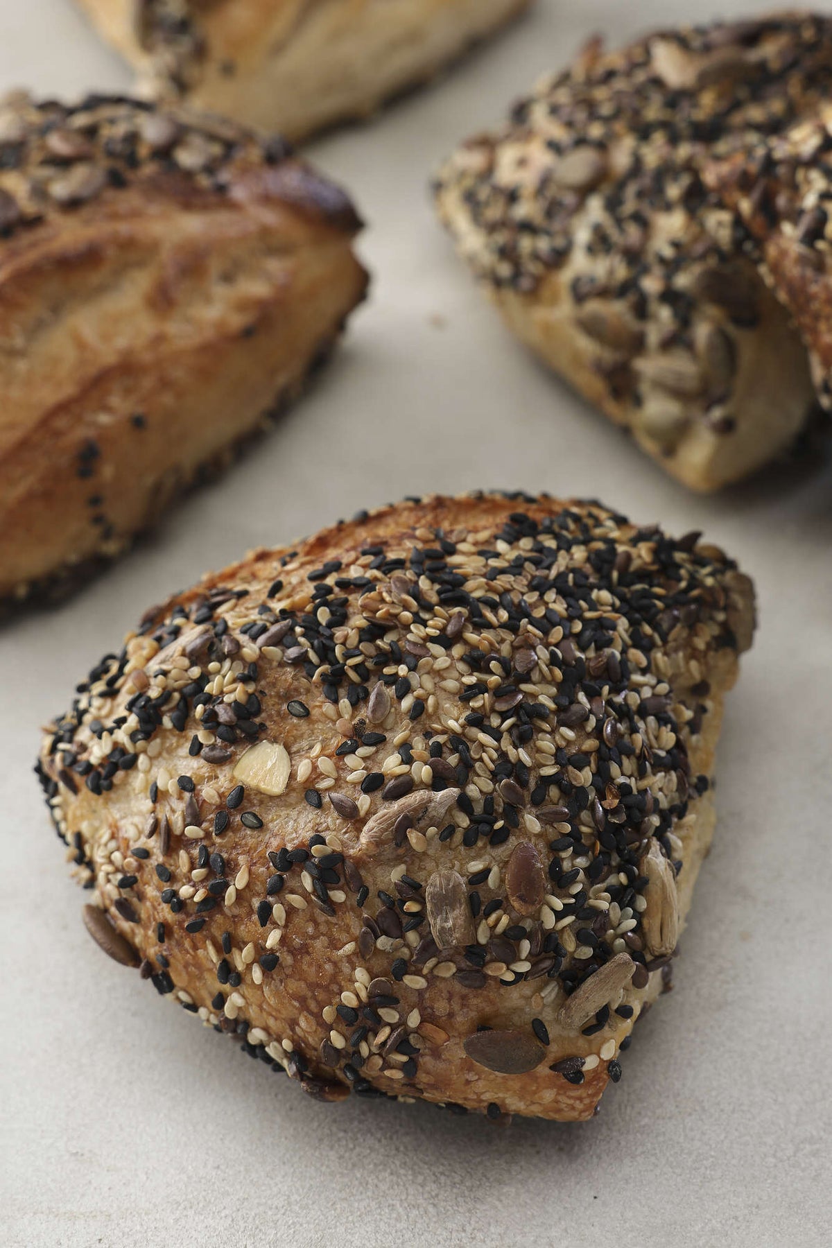 German Seeded Sourdough Buns (02 Pcs)
